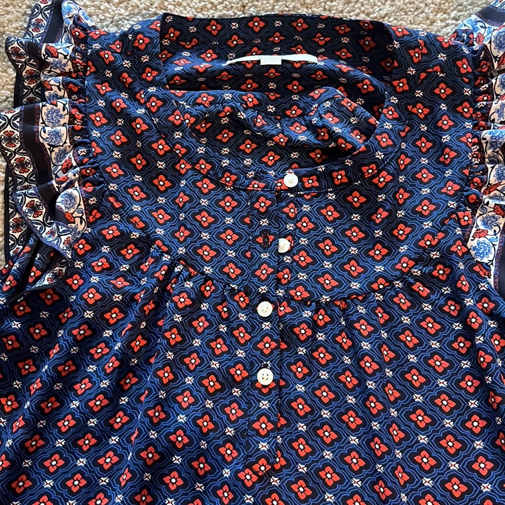 Red and blue Loft blouse - Picture 2 of 2